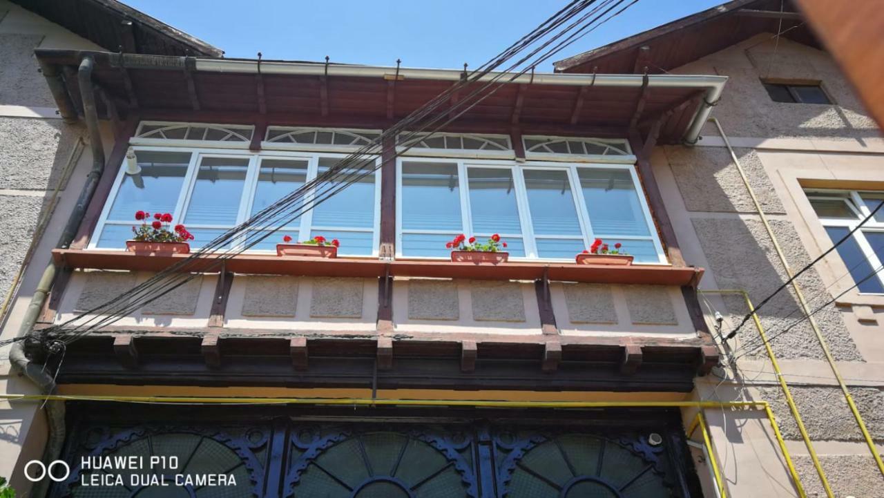 Apartament Hunter Lägenhet Cluj-Napoca Exteriör bild